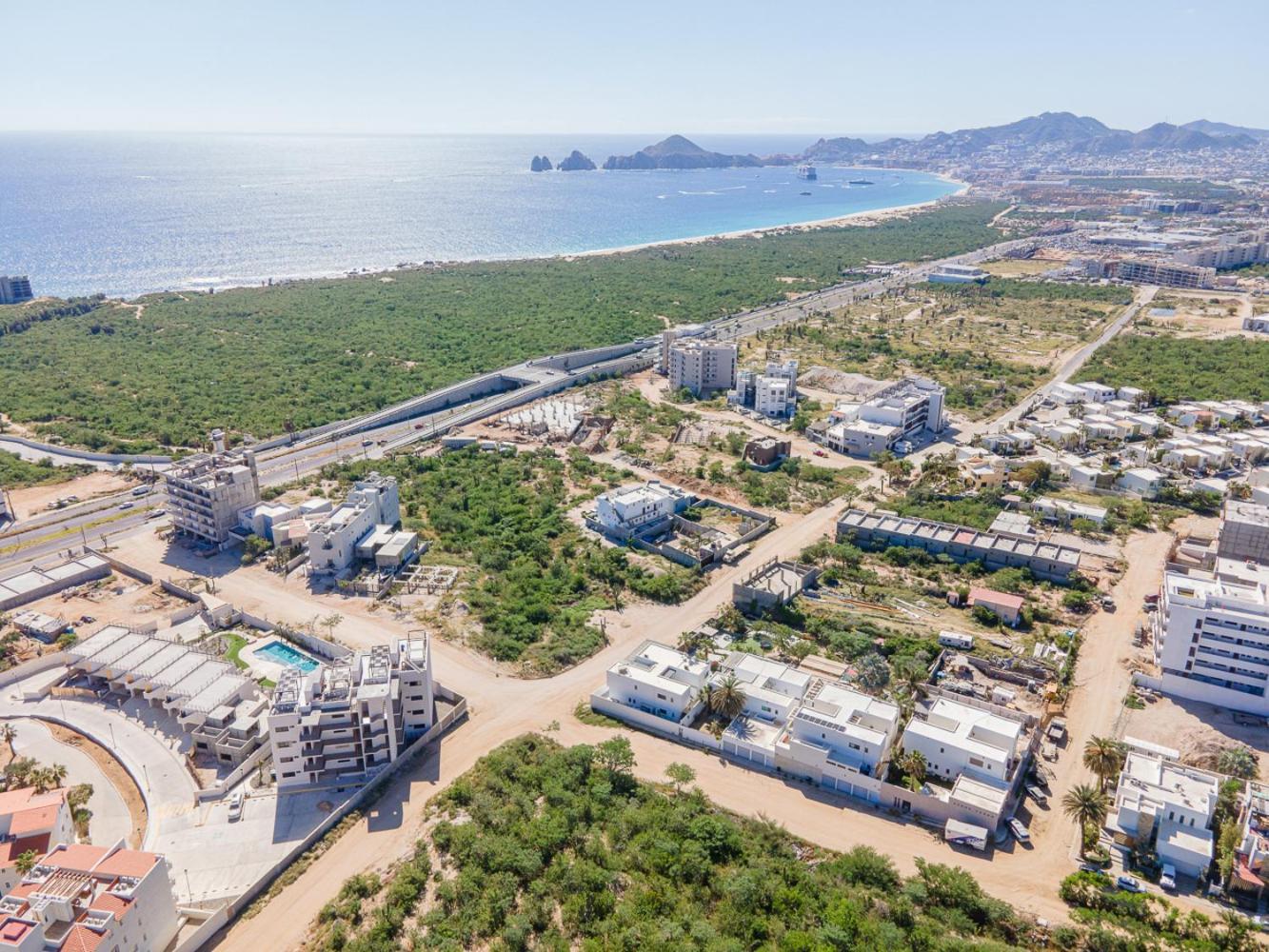 Apartment Stunning 2 Bedroom, 2 Bathroom Just A 5 Minute Drive To The *