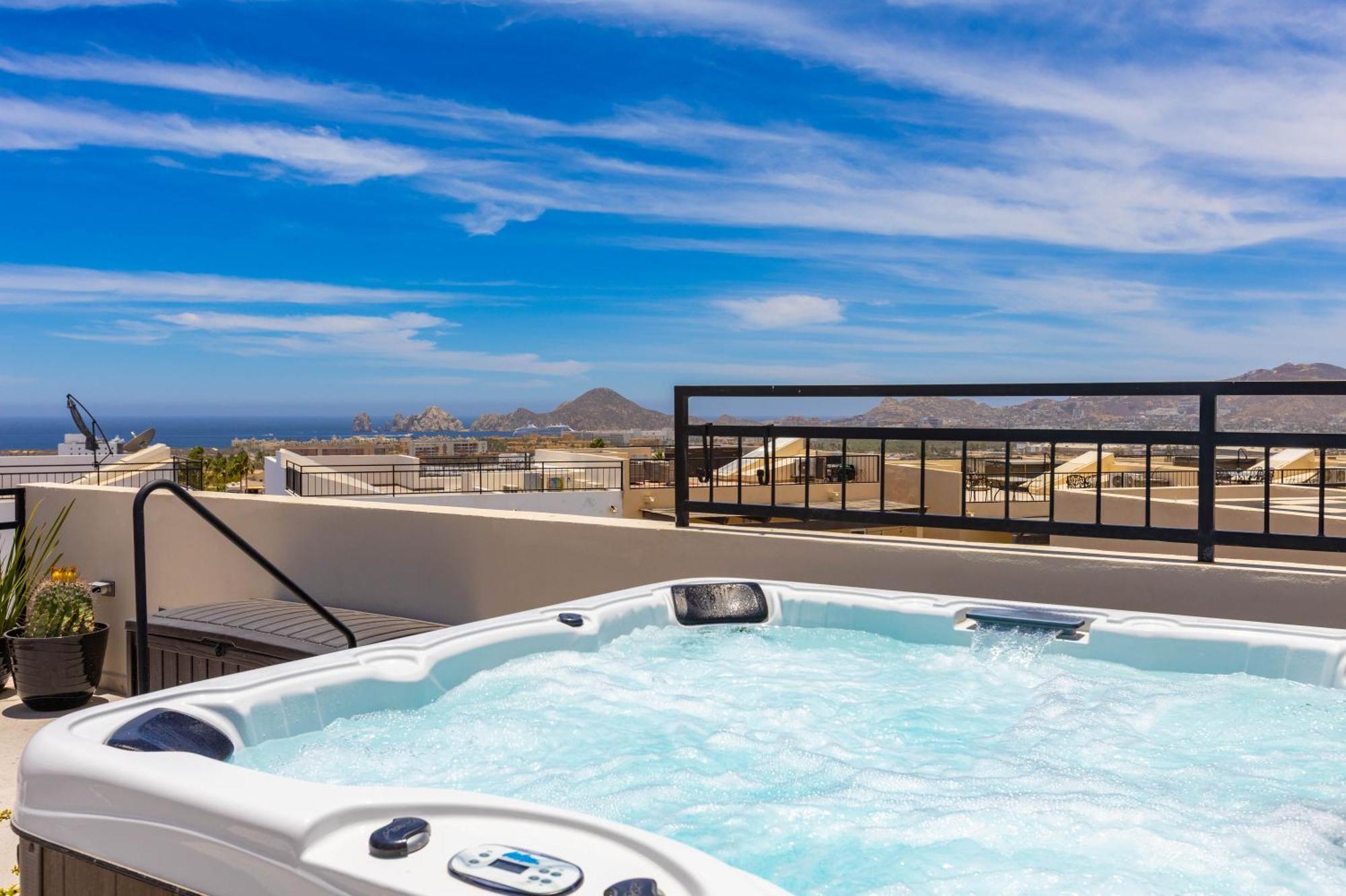 Del Casa * Cabo San Lucas