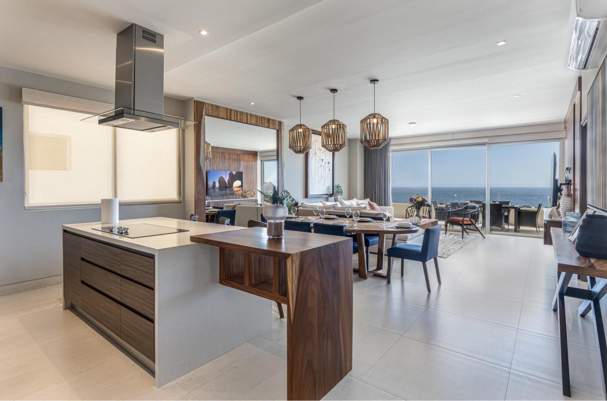 Top-rated 3 Bedroom Ocean Views Infinity Pools Holiday home