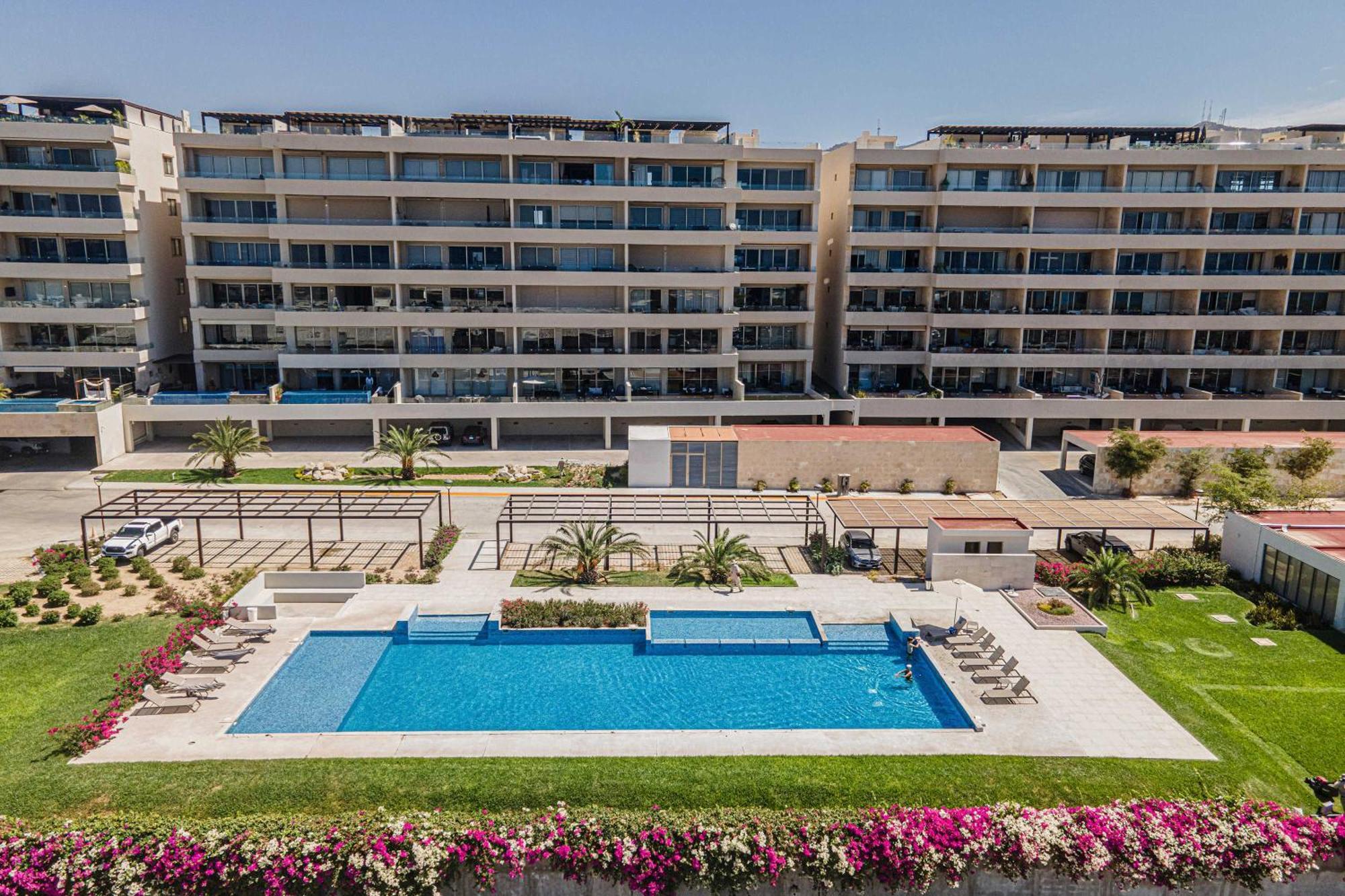 Top-rated 3 Bedroom Ocean Views Infinity Pools