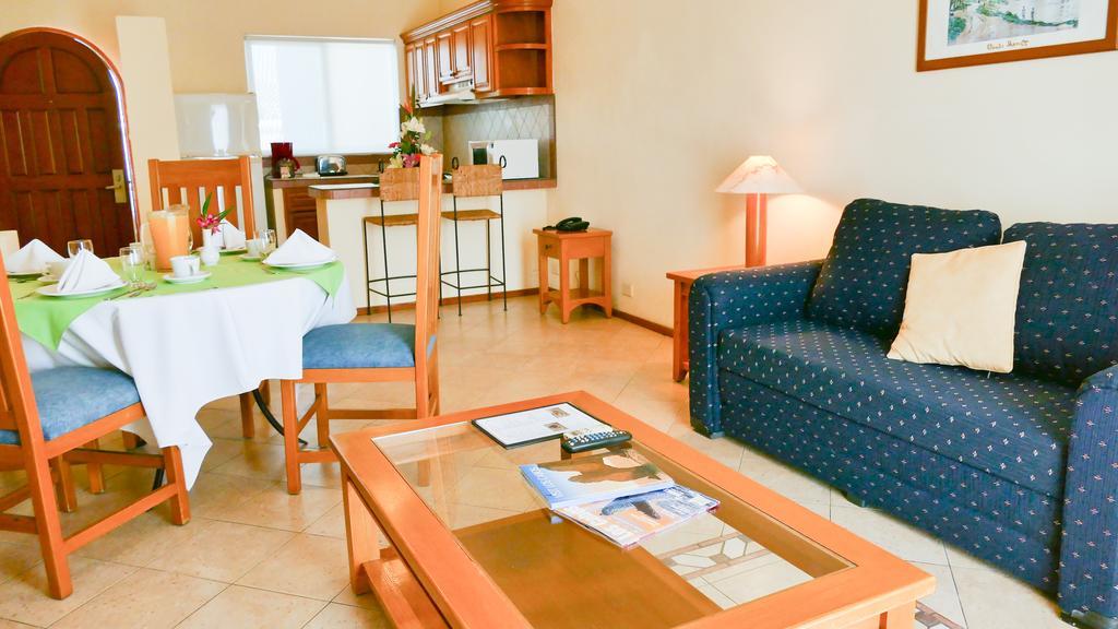 Hotel El Ameyal And Family 3*
