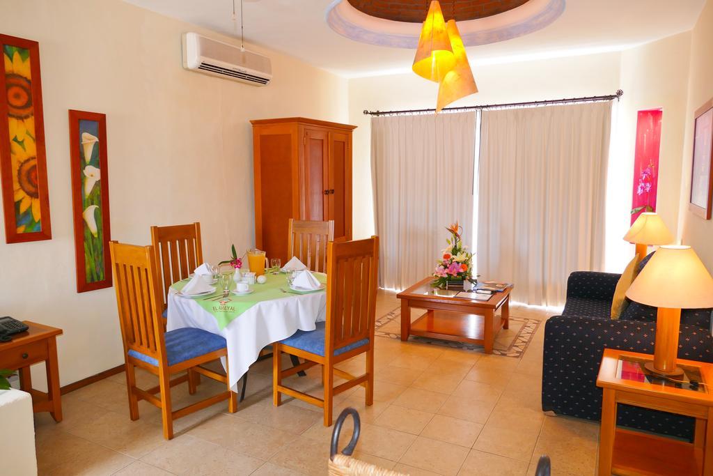 Hotel El Ameyal And Family