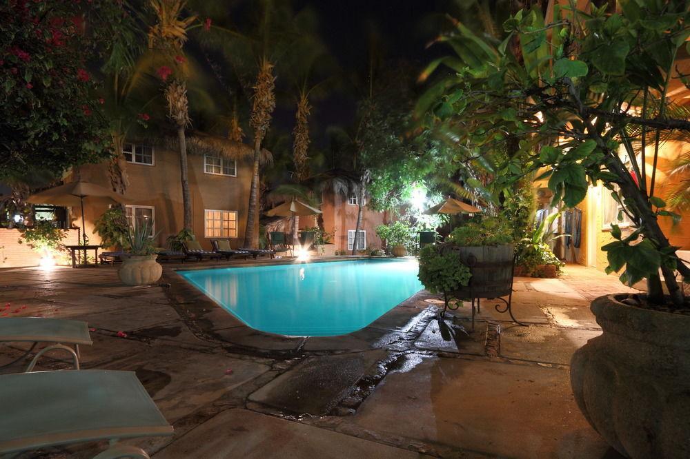 Hotel The