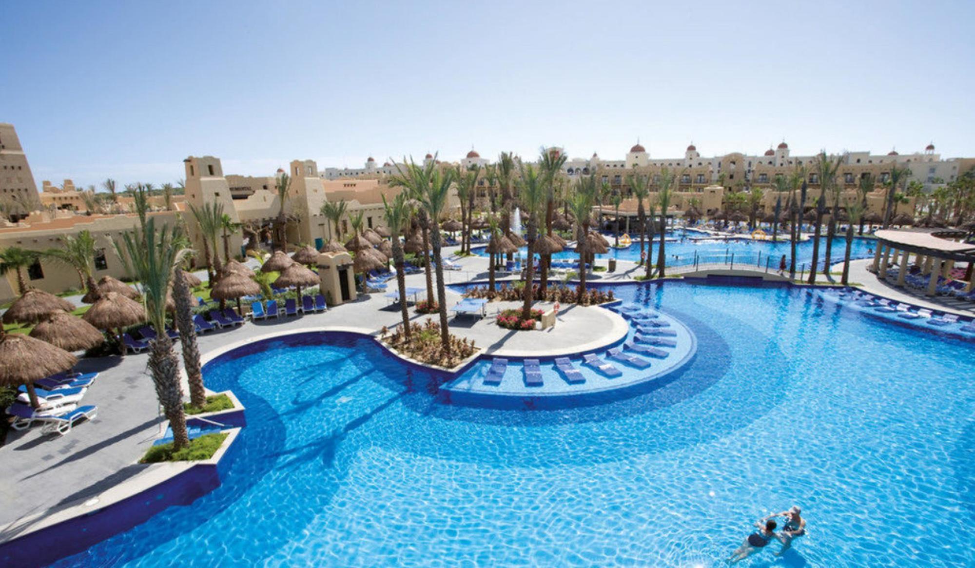 Hotel Riu Santa Fe