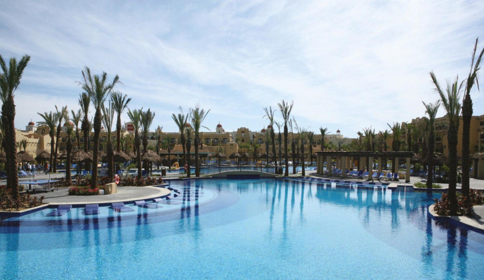 Hotel Riu Santa Fe
