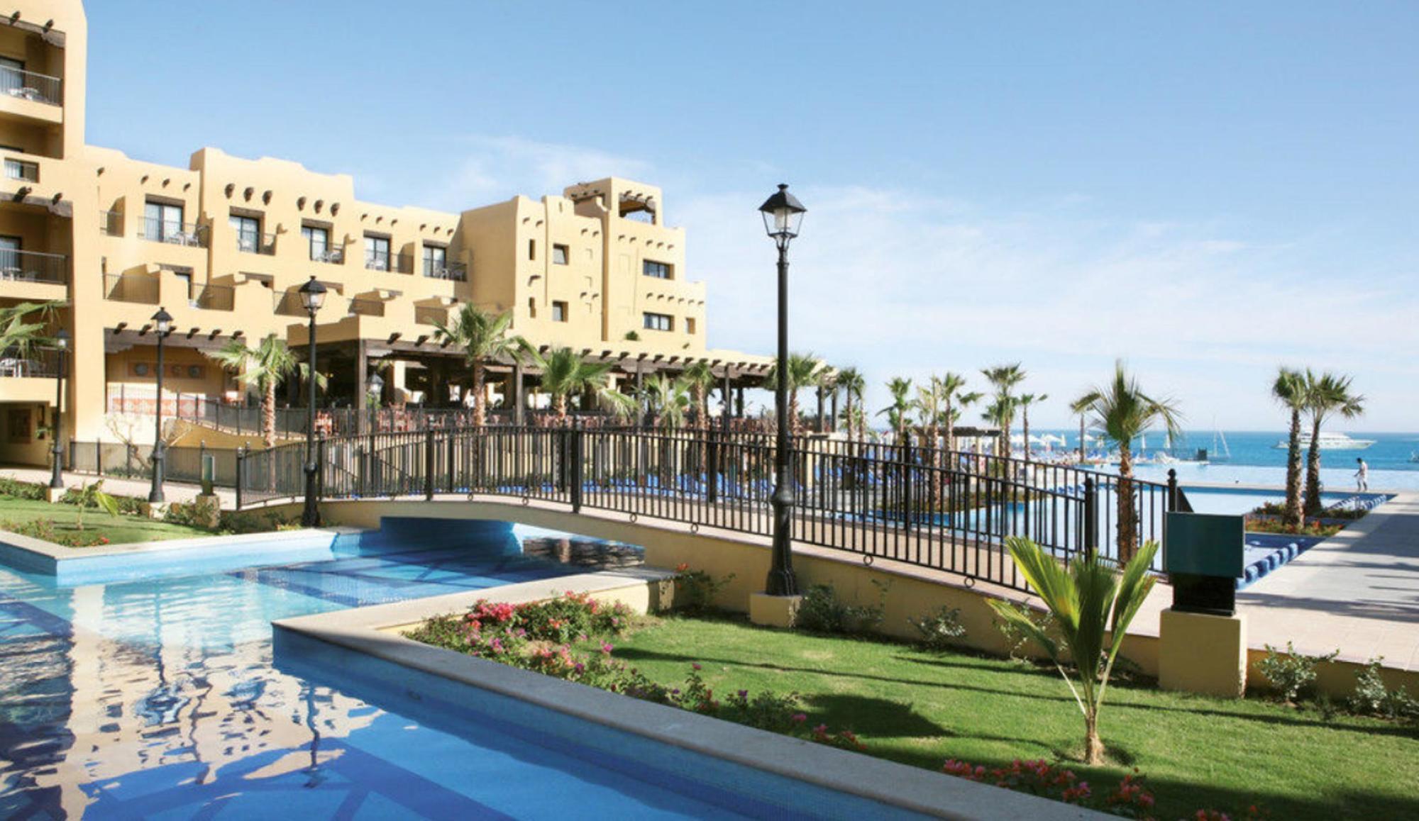 Hotel Riu Santa Fe 3*