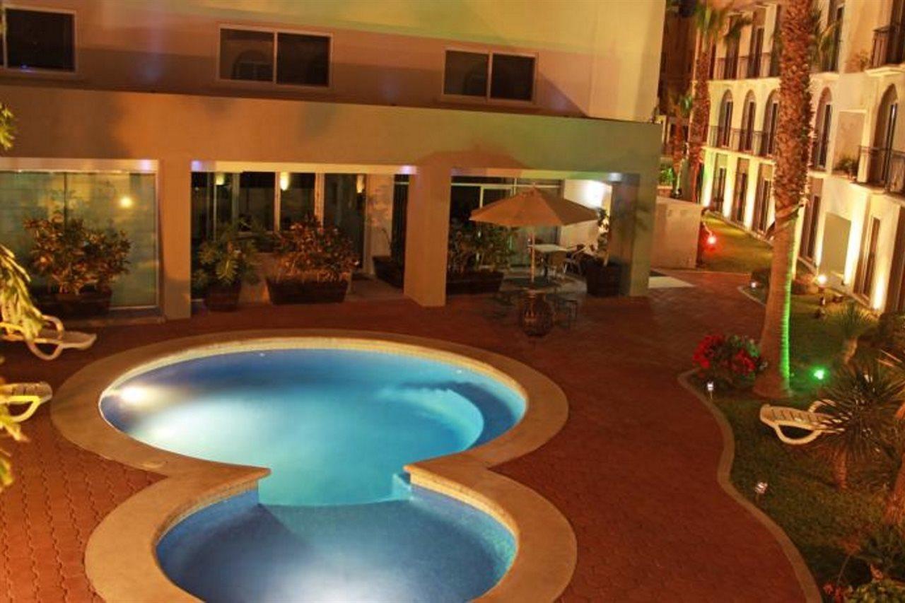 Seven Crown Express & By Kavia Hotel Cabo San Lucas