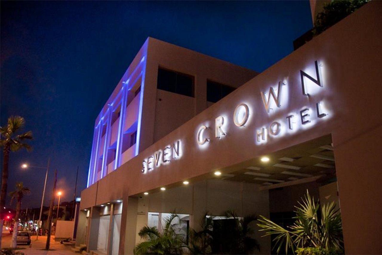 Seven Crown Express & By Kavia Hotel
