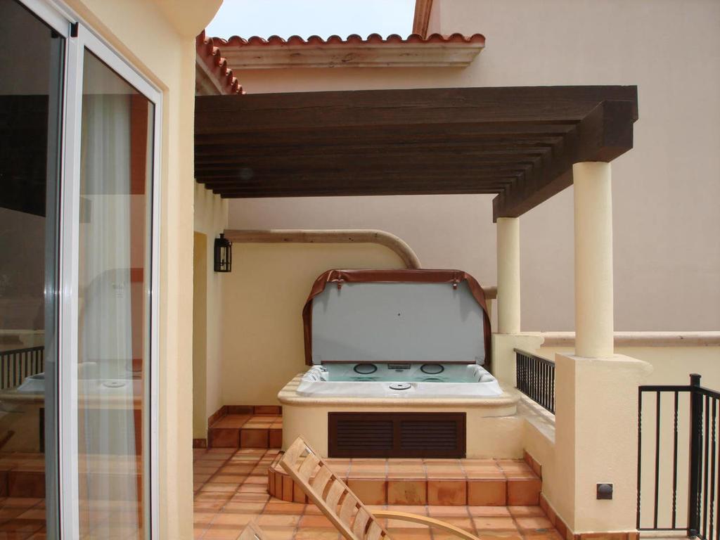 Villa 3 Bedroom Ocean View In