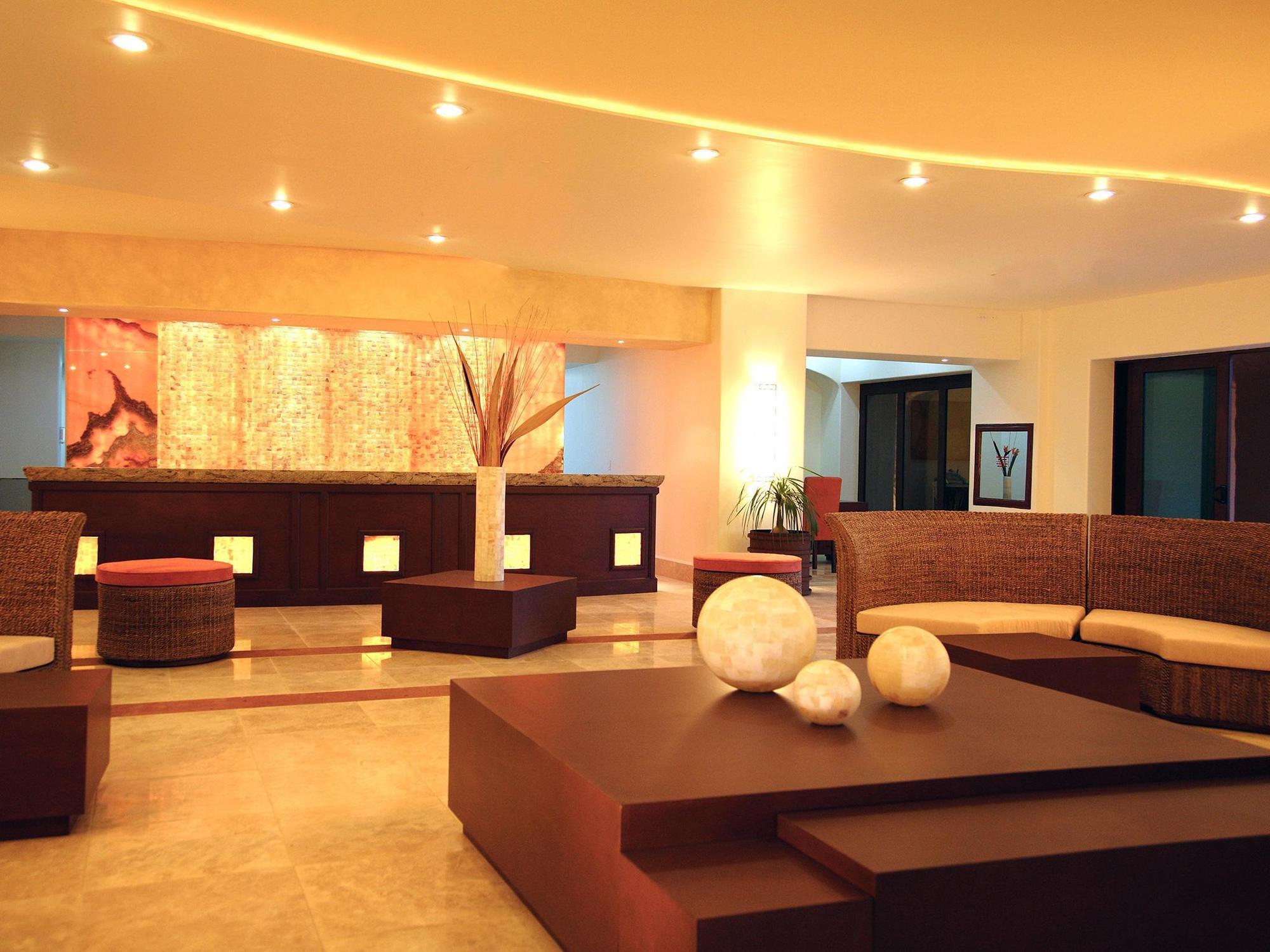 Resort Tesoro Cabos