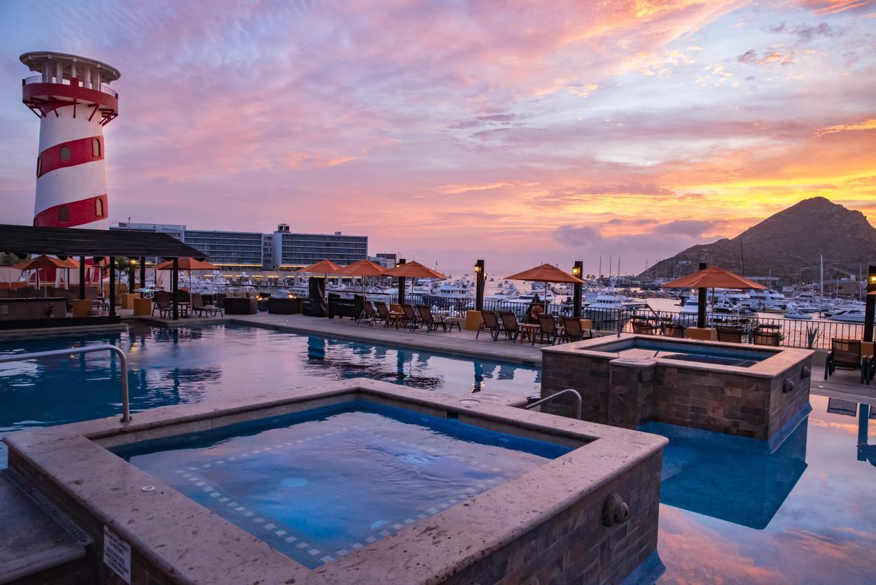 Resort Tesoro Cabos 4*