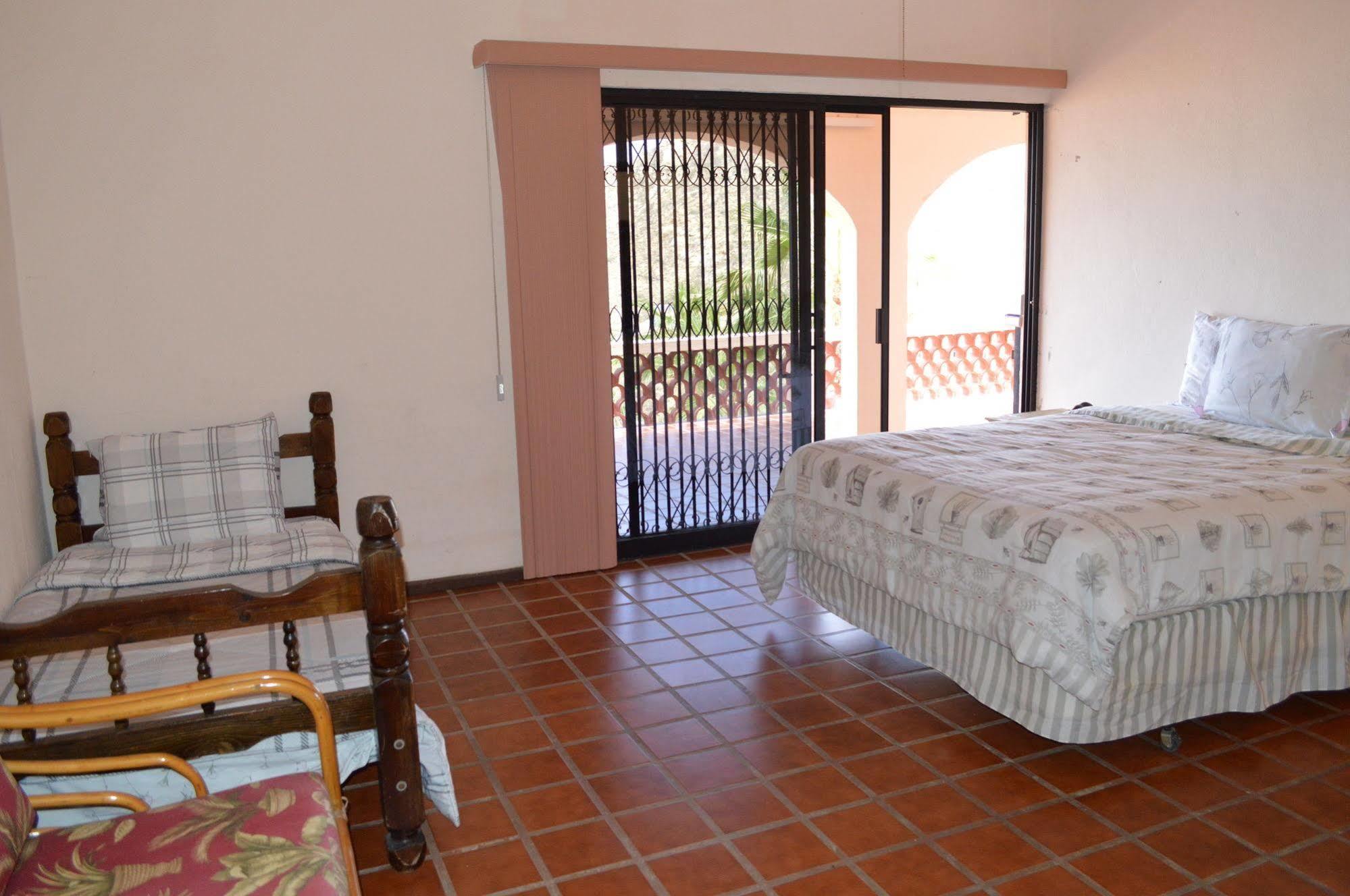 Casa Rosa Hotel