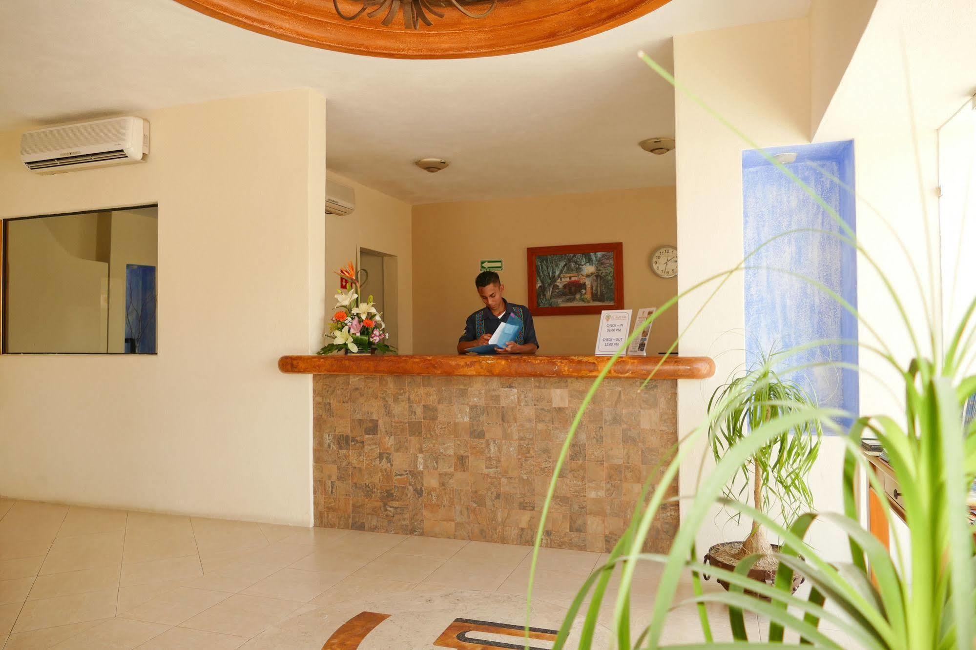 Hotel El Ameyal And Family 3*