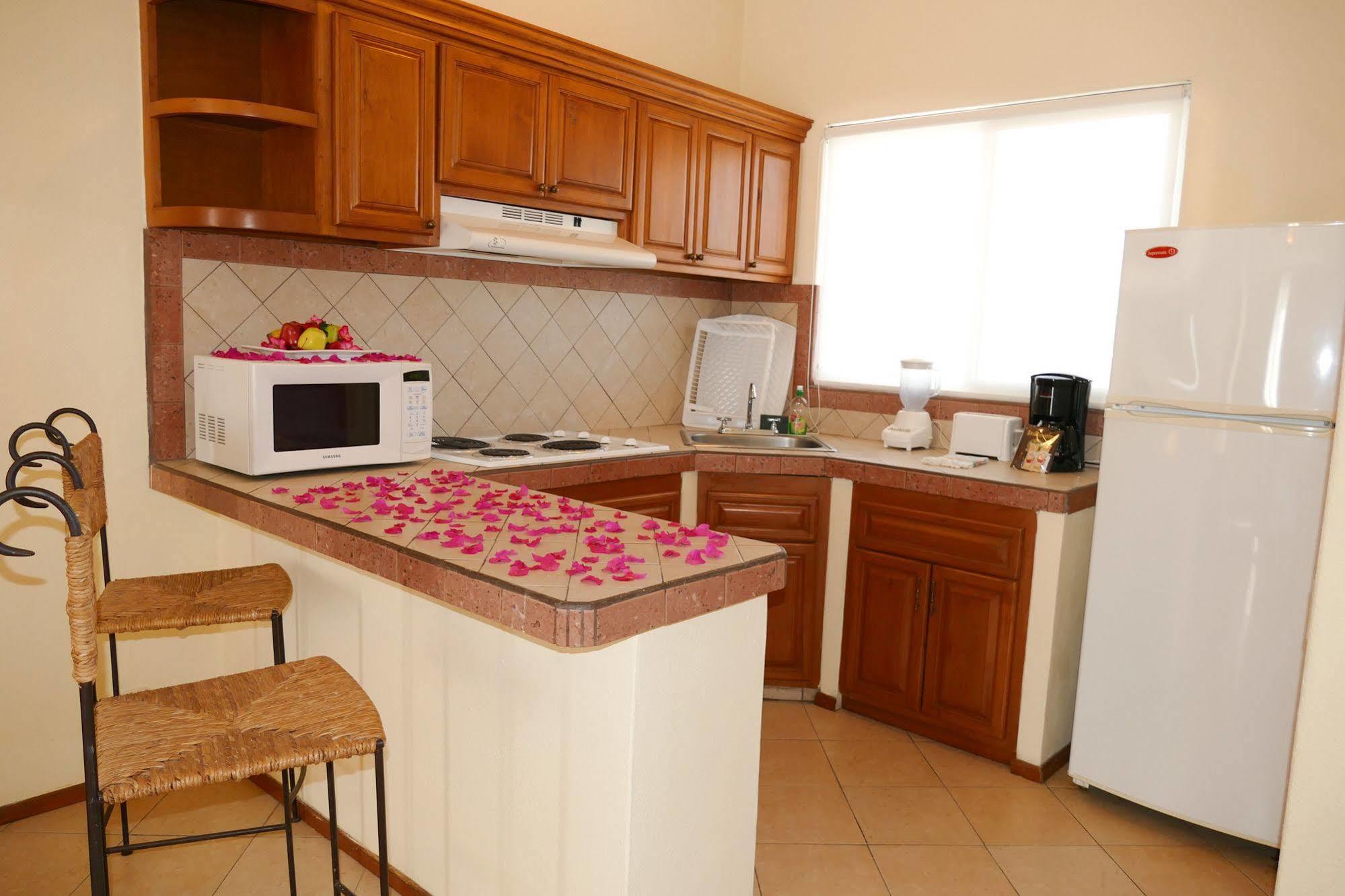El Ameyal And Family Hotel 3*