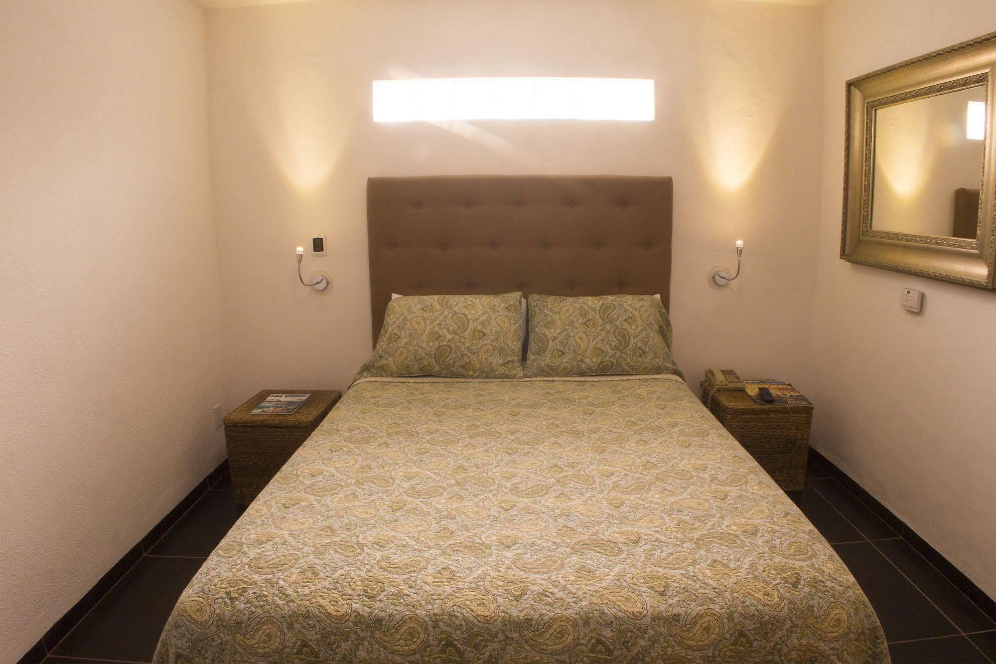 Milagros Hotel Cabo San Lucas