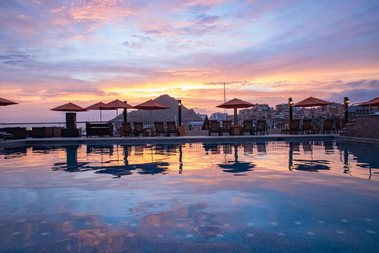 Resort Tesoro Cabos 4*