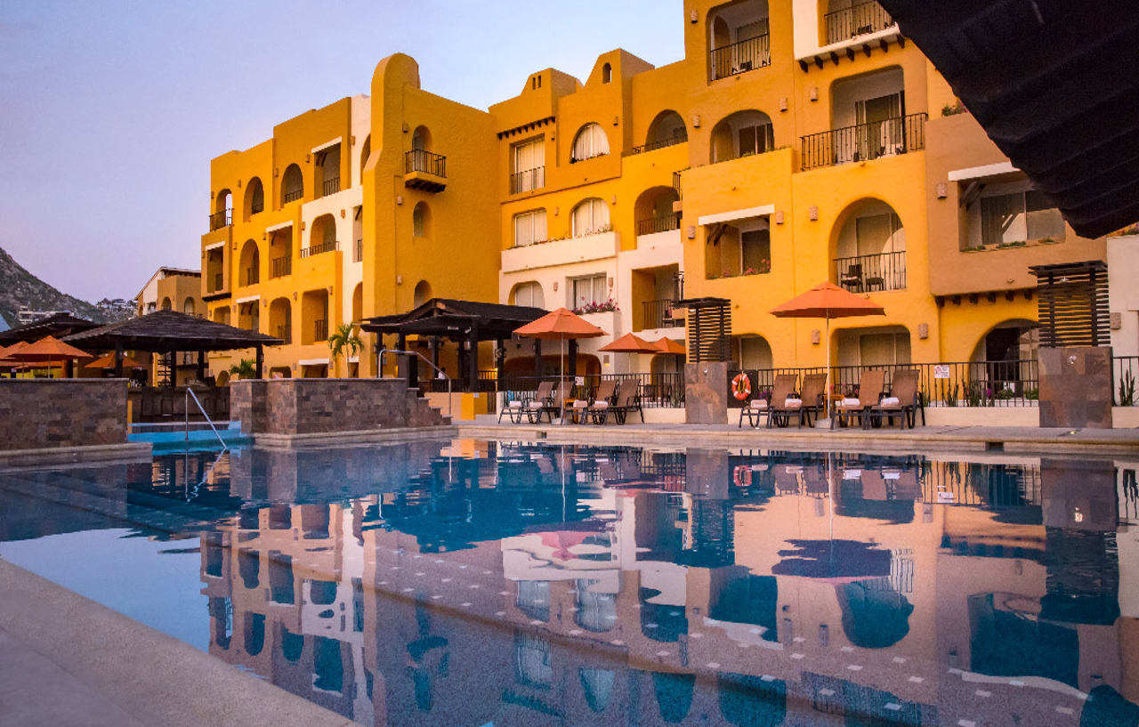 Resort Tesoro Cabos