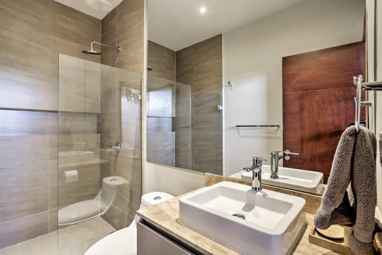 Luxe Cabo With Ocean Views And Amenities!