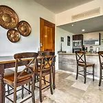 Chic Cabo Condo - Walk To Marina And Downtown!