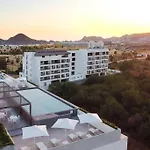 Great Location 2Bd 2Bth Walking Distance To Medano
