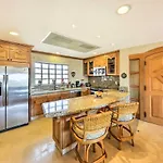 Cabo San Lucas Villa With Resort Amenities!