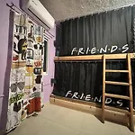 Dici Coliving Housing The Friends Room