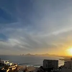 Oceanfront Penthouse, 2 Masters, 2 Baths, Kitchen!