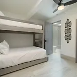 Unit 150- Casa Kelly - Oceanfront Fully Renovated