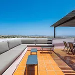 Breathtaking Views 1-Bdrm W-Pool Maison Alizee