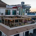 Breathtaking Views 1-Bdrm W-Pool Maison Alizee