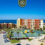 2Br Condo With Private Terrace - Ocean View