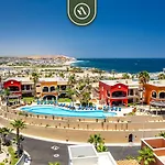 2Br Condo With Private Terrace - Ocean View