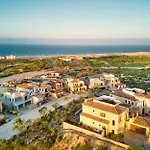 Golfers\' Oasis Villa