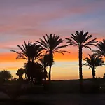 Exquisite 3Br Condo Ocean Views Access Resorts