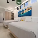 Condo Near Marina - Downtown - Pool - King
