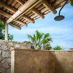 Villa Punta Serena