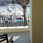 Cool Pool & Marinaview Jste Evb Rocks