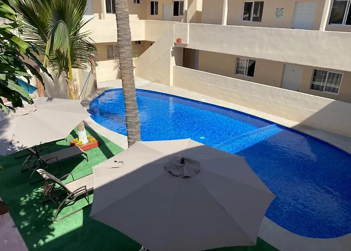Palmeras Suites Cabo