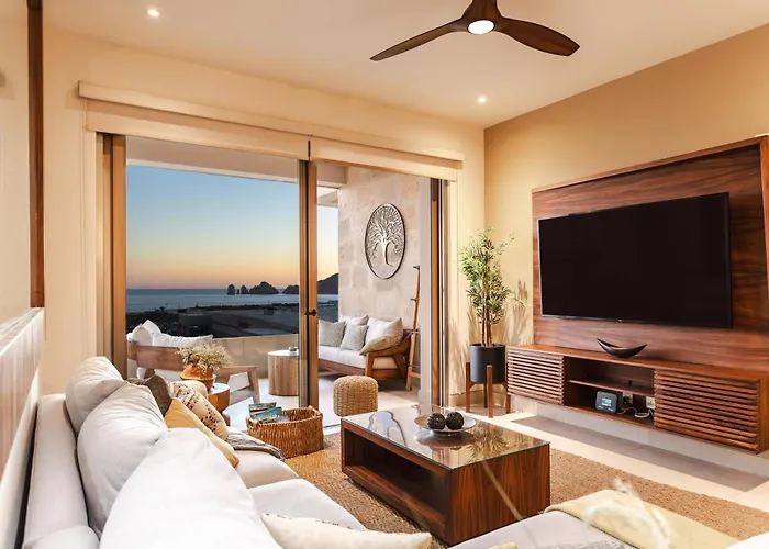 Luxury Oceanview Apartment