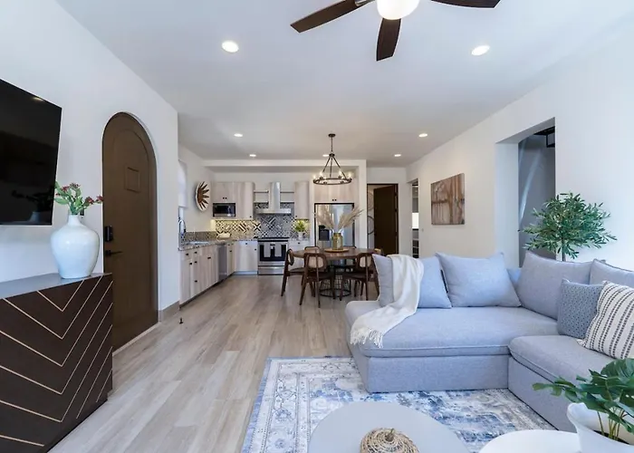 Modern 2Br Condo At Quivira With Rooftop