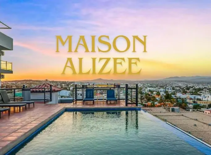 Breathtaking Views 1-Bdrm W-Pool Maison Alizee