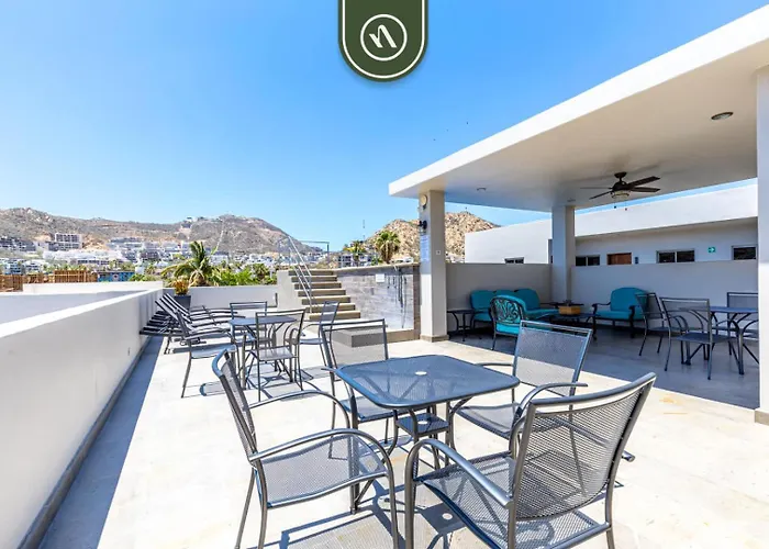 1Br With King Bed - Rooftop Pool - Near Downtown