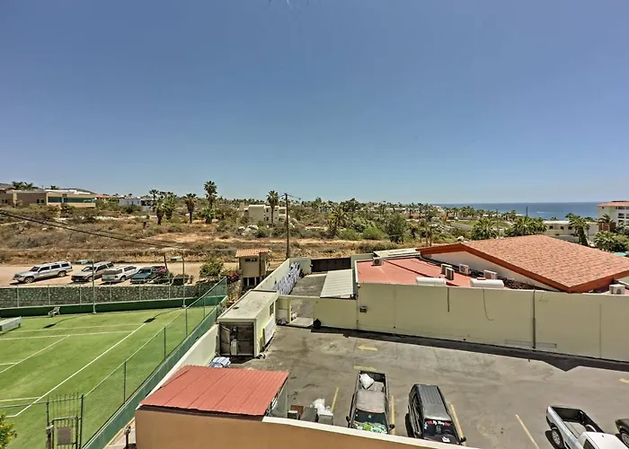 Cabo Condo With Balcony, Ocean Views And Resort Perks!