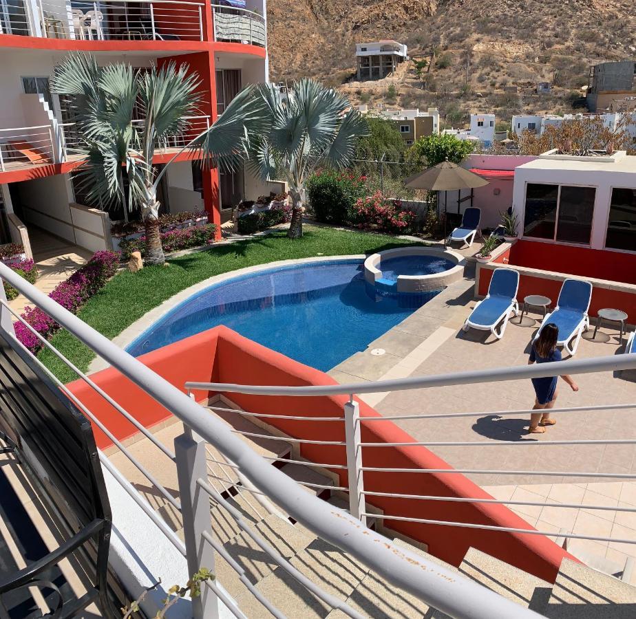 Cabo Paraiso And Hotel Cabo San Lucas