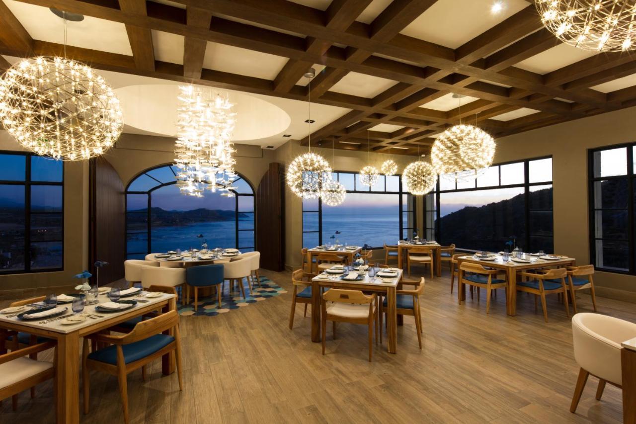 Hotel Vista Encantada & Residences, A La Carte Optional