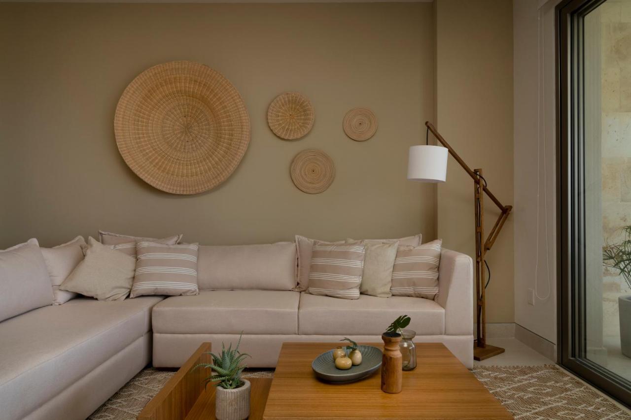Vista Vela Stunning In With Tennis Court And Ocean View