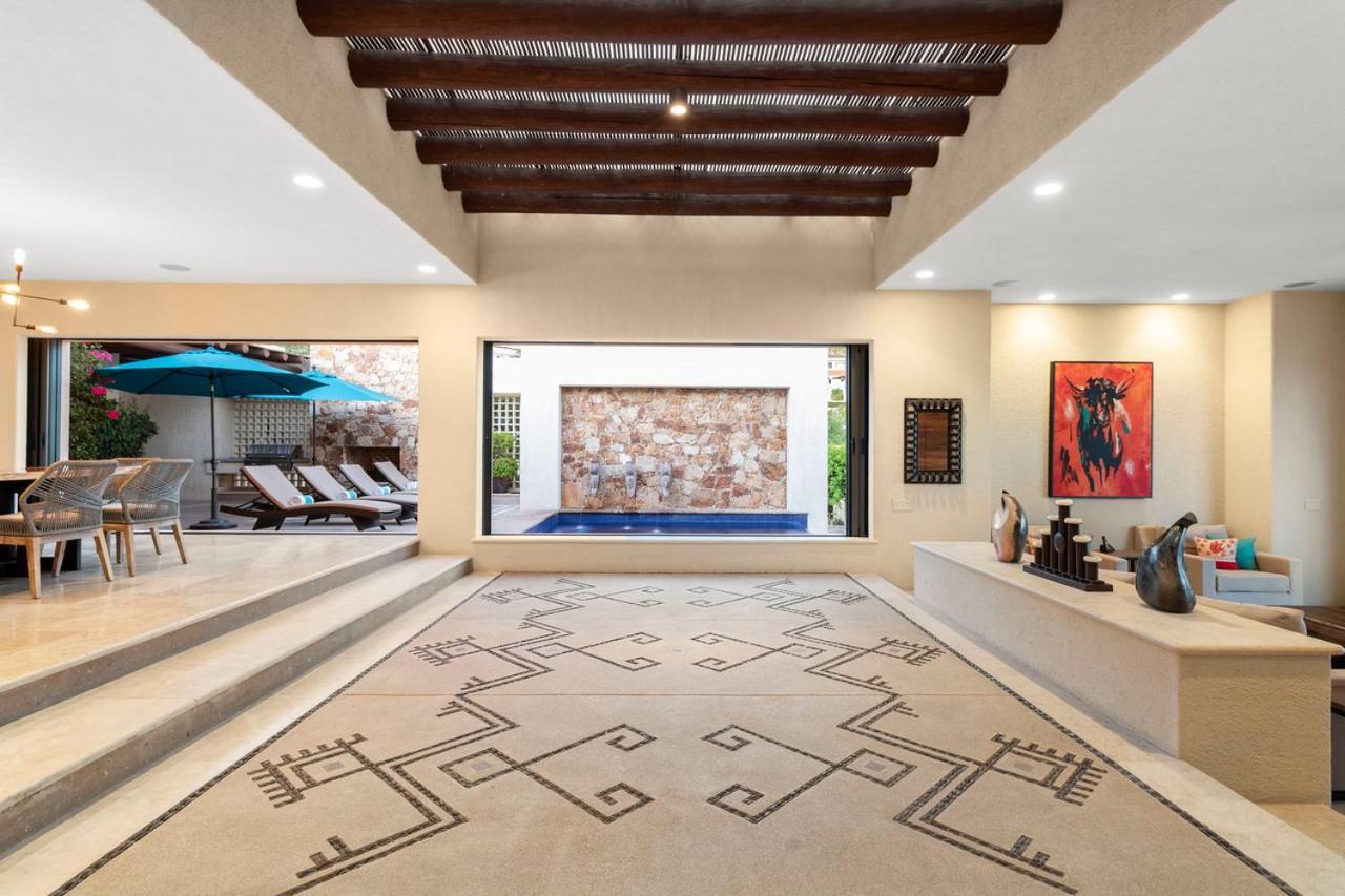 Contemporary With 2 Pools, Walking Distance To And Butler Included Villa Cabo San Lucas