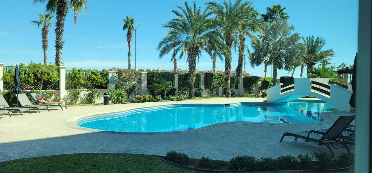 Perfect Location - Puerta Cabo Village 500 Steps To The Beach & Holiday home *