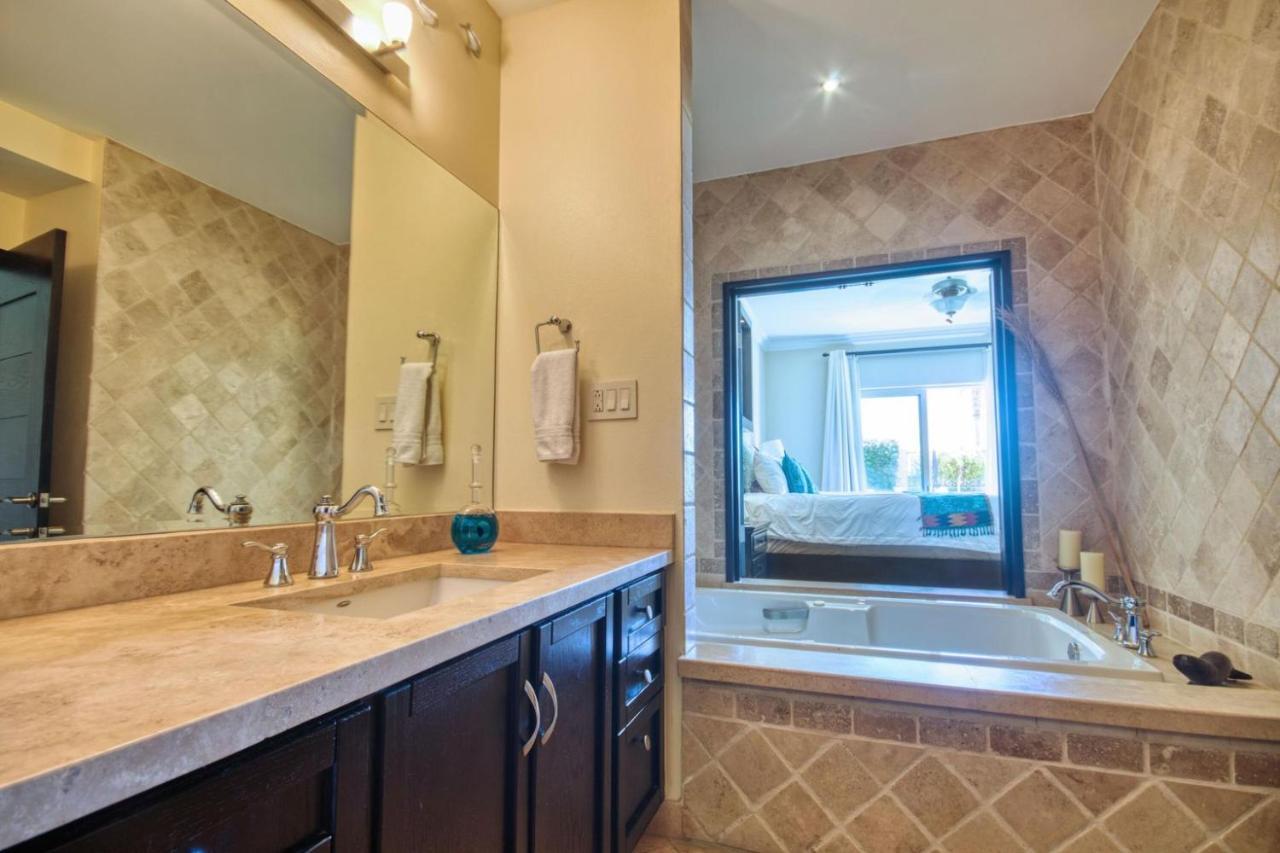 Perfect Location - Puerta Cabo Village 500 Steps To The Beach &