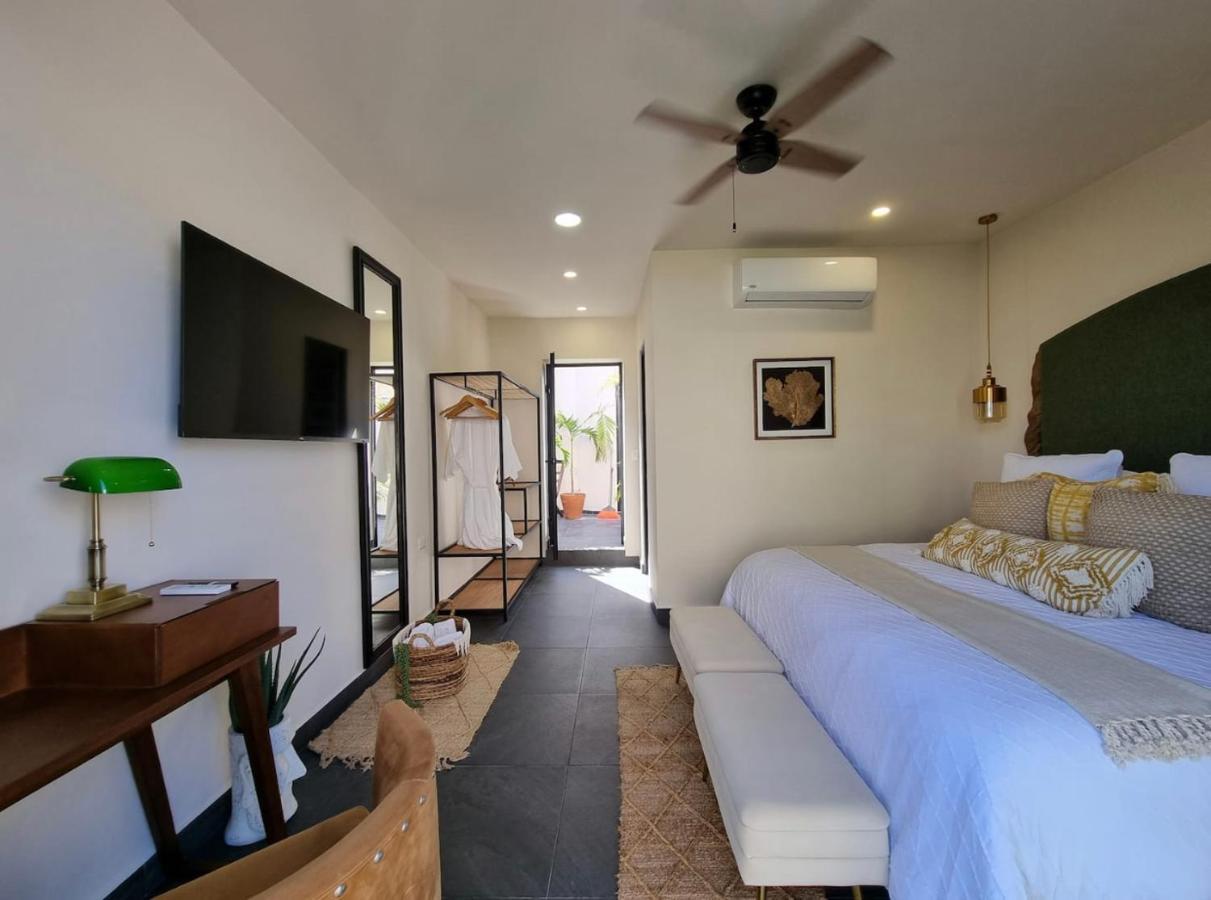 Hotel Puerta Vieja Hotel Boutique Cabo San Lucas